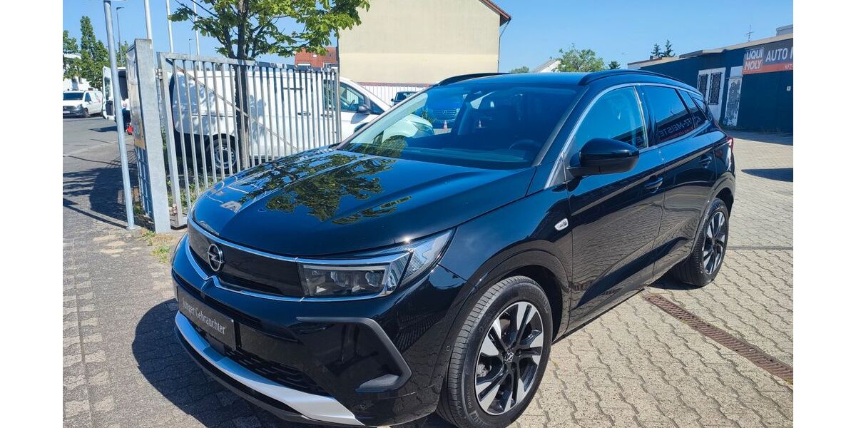 Opel Grandland (X) 84.300 km 17.900 &euro; Rüsselsheim 65428