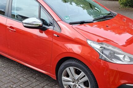 Peugeot 208 92.000 km 4.999 &euro; Friedberg 61169