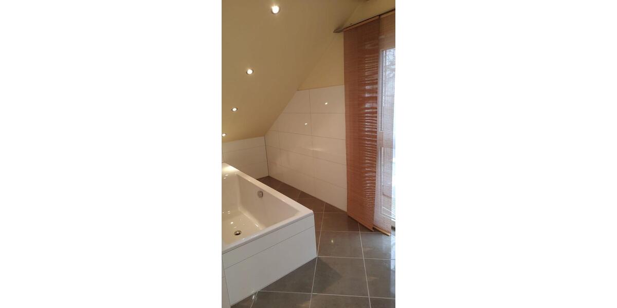 Einfamilienhaus Dreieich - 7 Zimmer, 330 m&sup2;, 3.900&euro; | Angebot:25099078