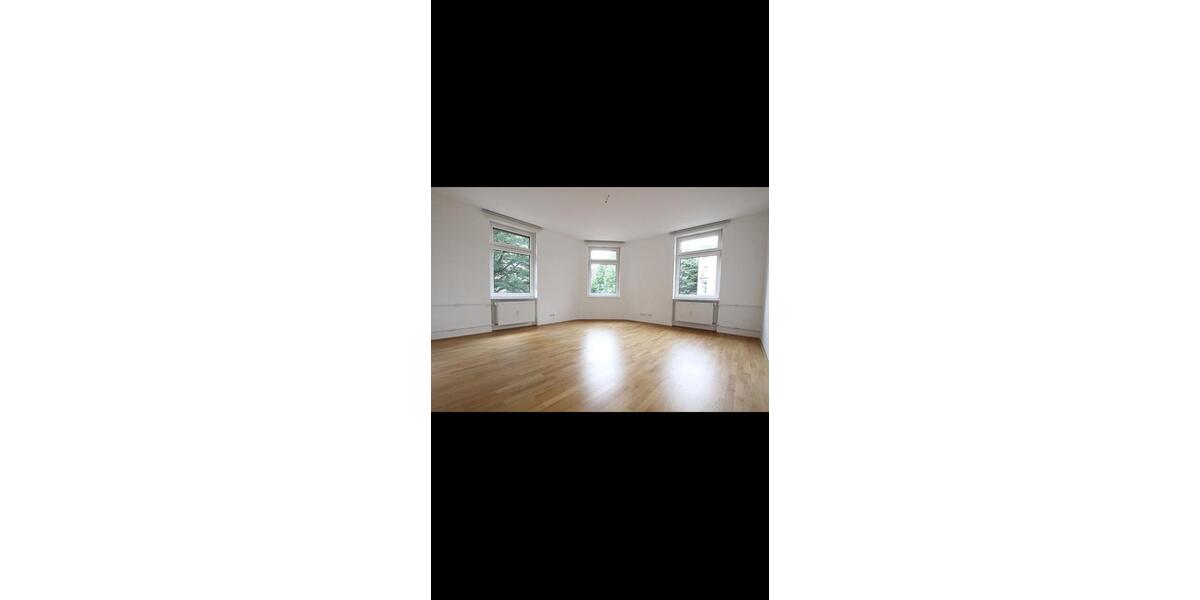 Einfamilienhaus Frankfurt am Main Nord-Ost - 14 Zimmer, 375 m&sup2;, 1.500.000&euro; | Angebot:25861214
