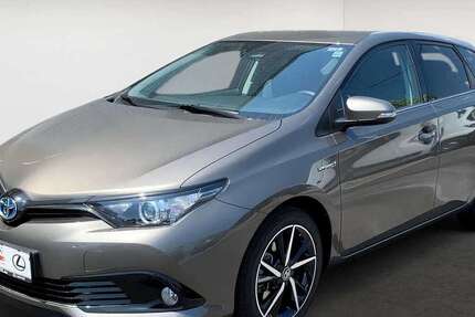 Toyota Auris 16.000 km 18.490 &euro; Offenbach 63071