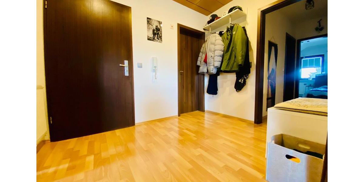 Dachgeschoßwohnung Mühlheim am Main - 3 Zimmer, 97 m&sup2;, 1.000&euro; | Angebot:25720509