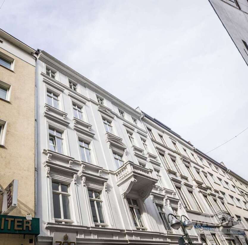 Einzelhandel in Frankfurt am Main Innenstadt 12.500 € 150 m²