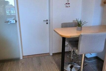 Vermiete 1 Zimmer in 2er WG 1 zimmer