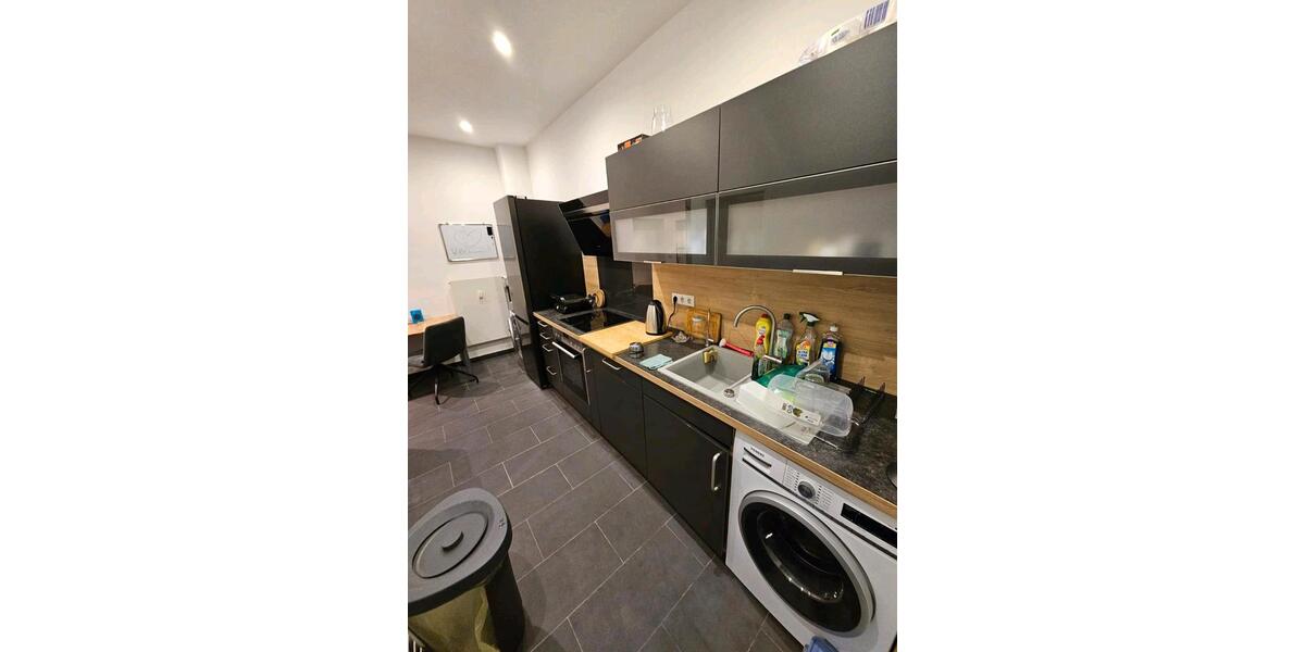 Erstbezug in vollausgestatteter 2er Frauen-WG (Frankfurt am Main) 1 zimmer