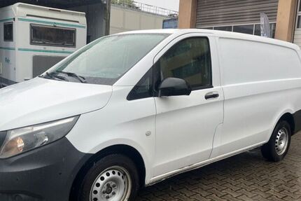 Mercedes Vito