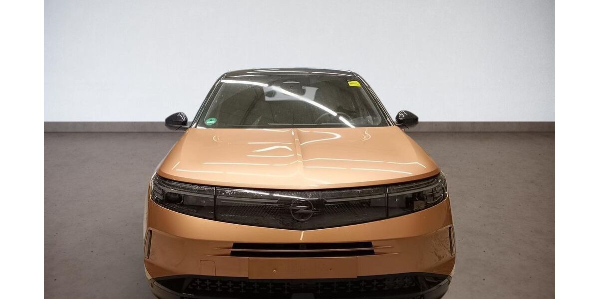 Opel Grandland (X) 7.650 km 29.995 &euro; Rüsselsheim 65428