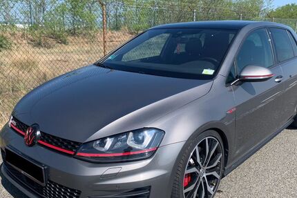 VW Golf 125.500 km 18.999 &euro; Kelsterbach 65451