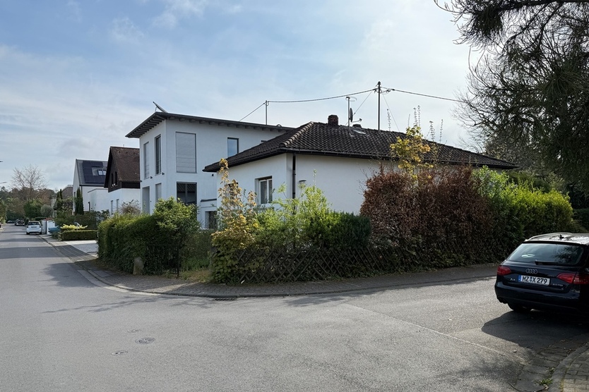 Dreieich-Buchschlag: Traumgrundstück um Ihren Wohntraum zu verwirklichen! zimmer