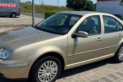 VW Bora 126.000 km 2.800 &euro; Frankfurt am Main 60433