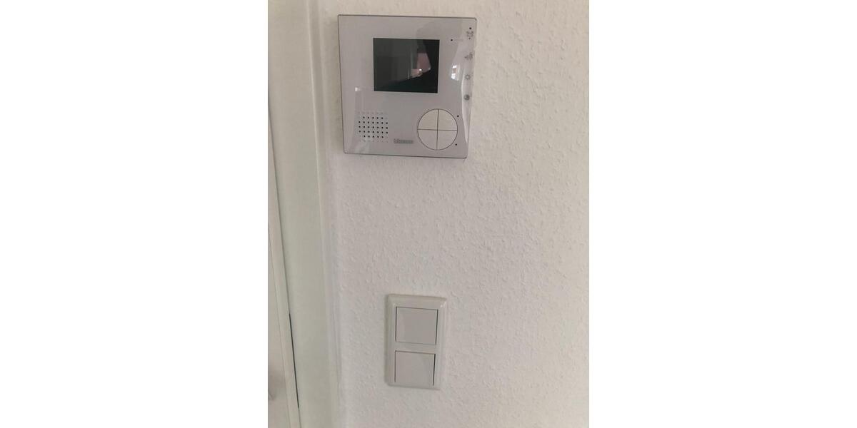 Hochparterre Frankfurt am Main Ginnheim - 1 Zimmer, 25 m&sup2;, 620&euro; | Angebot:26416802
