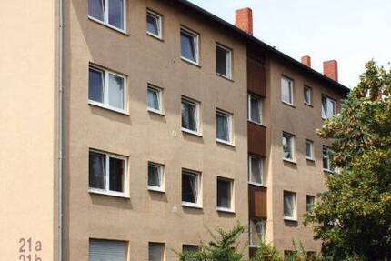 Hochheim I 3 Zimmer, Küche, Bad und Balkon