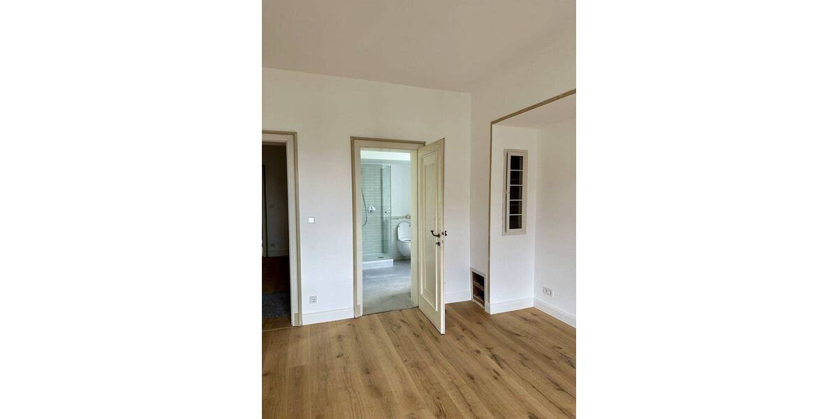 Etagenwohnung Bad Homburg Kirdorf - 5 Zimmer, 140 m&sup2;, 2.600&euro; | Angebot:26838205