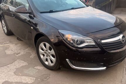 Opel Insignia 169.100 km 5.500 &euro; FRANKFURT 65933
