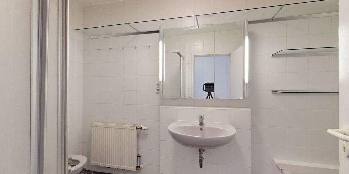 Etagenwohnung Frankfurt am Main Eckenheim - 4 Zimmer, 83 m&sup2;, 439.000&euro; | Angebot:25769239