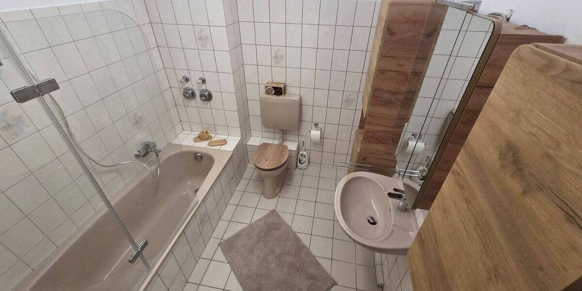 Etagenwohnung Karben Groß-Karben - 2 Zimmer, 61 m&sup2;, 750&euro; | Angebot:26874977