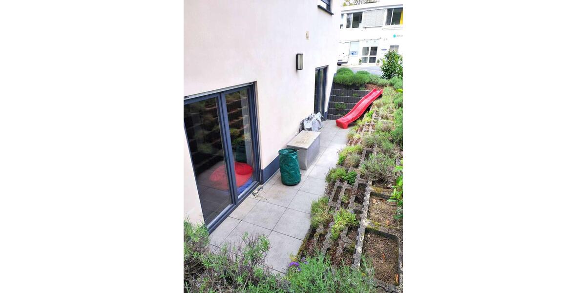 Modernes, energieeffizientes Einfamilienhaus mit Garten in Bad Soden 5 zimmer