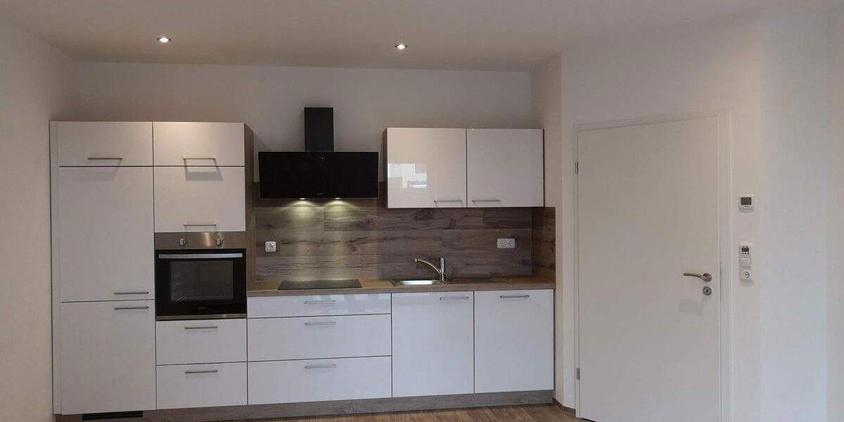 Doppelhaushälfte Langenselbold - 6 Zimmer, 140 m&sup2;, 2.100&euro; | Angebot:25777533