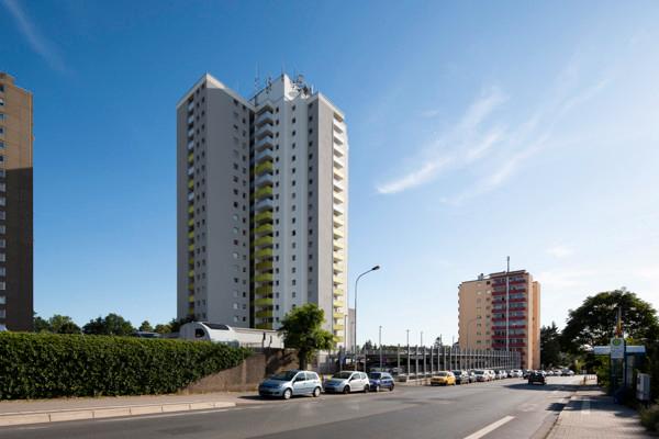 Weitblick: Helle 3 Zimmerwohnung mit Balkon zimmer