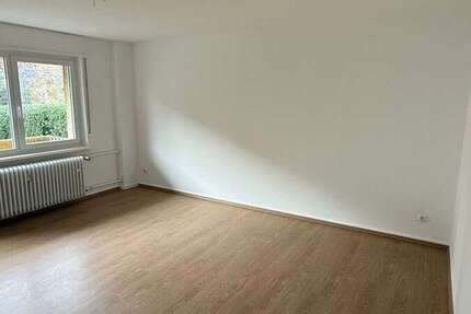 Wohnung zum Mieten in Frankfurt am Main 752,50 € 74.5 m² 3 zimmer