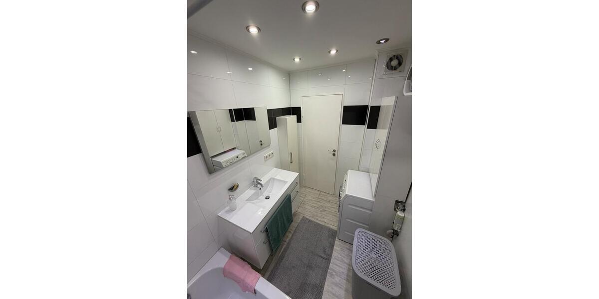 Etagenwohnung Hanau Großauheim - 3 Zimmer, 74 m&sup2;, 279.000&euro; | Angebot:27429723