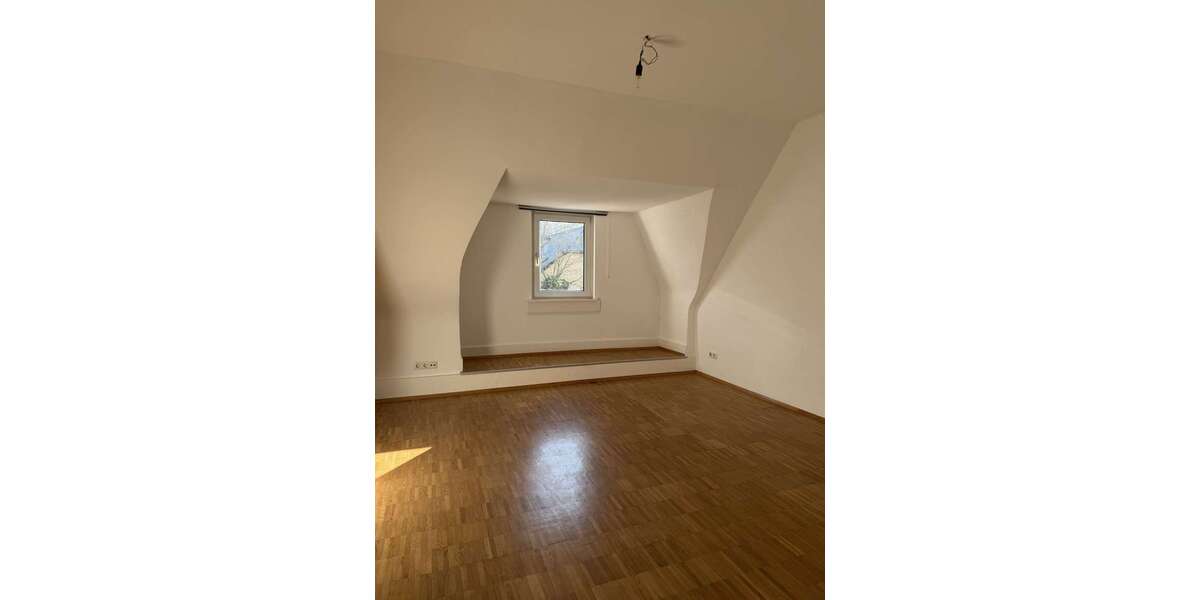 Wohnung zum Mieten in Frankfurt 1.580 € 94 m² 4 zimmer