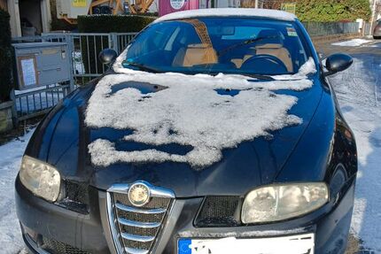 Alfa Romeo GT 151.552 km 2.500 &euro; Dreieich 63303