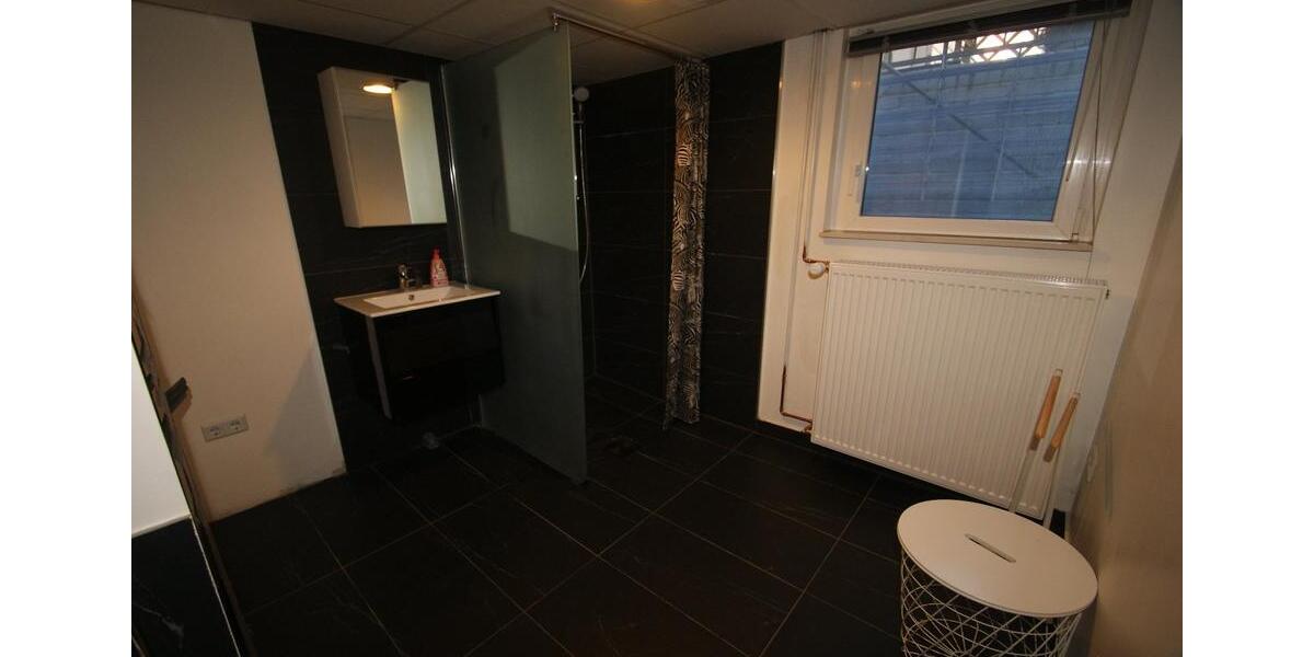 Etagenwohnung Frankfurt am Main Nied - 1 Zimmer, 55 m&sup2;, 480&euro; | Angebot:25640894