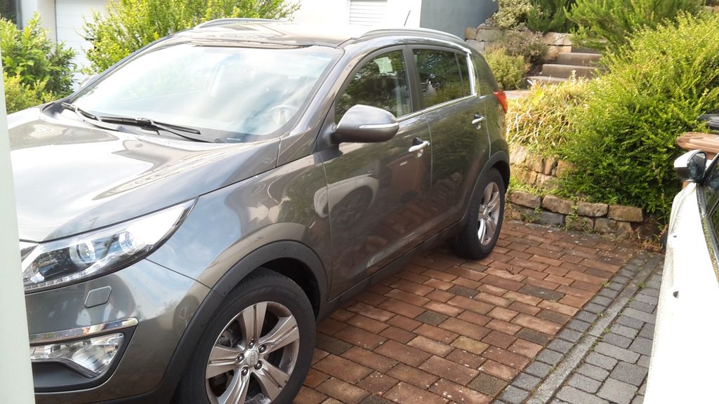 Kia Sportage 125.000 km 6.800 &euro; Frankfurt 60386