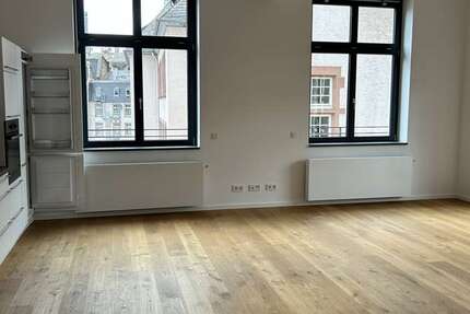 Wohnung Frankfurt am Main Innenstadt 1 - 3 Zimmer, 107 m&sup2;, 1.850&euro; | Angebot:26080073