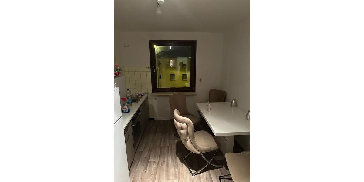 Helle Dachgeschosswohnung (42 m²) ohne Dachschrägen in Hanau 2 zimmer