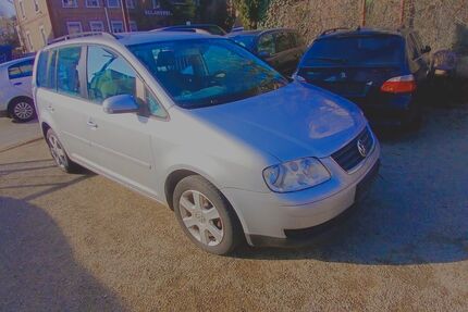 VW Touran 319.000 km 1.250 &euro; Frankfurt am Main 60388