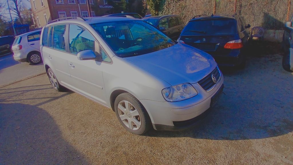 VW Touran 319.000 km 1.250 &euro; Frankfurt am Main 60388