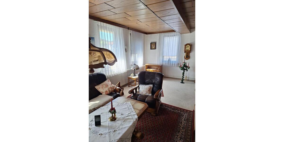 Etagenwohnung Schmitten im Taunus - 3 Zimmer, 75 m&sup2;, 550&euro; | Angebot:25711722