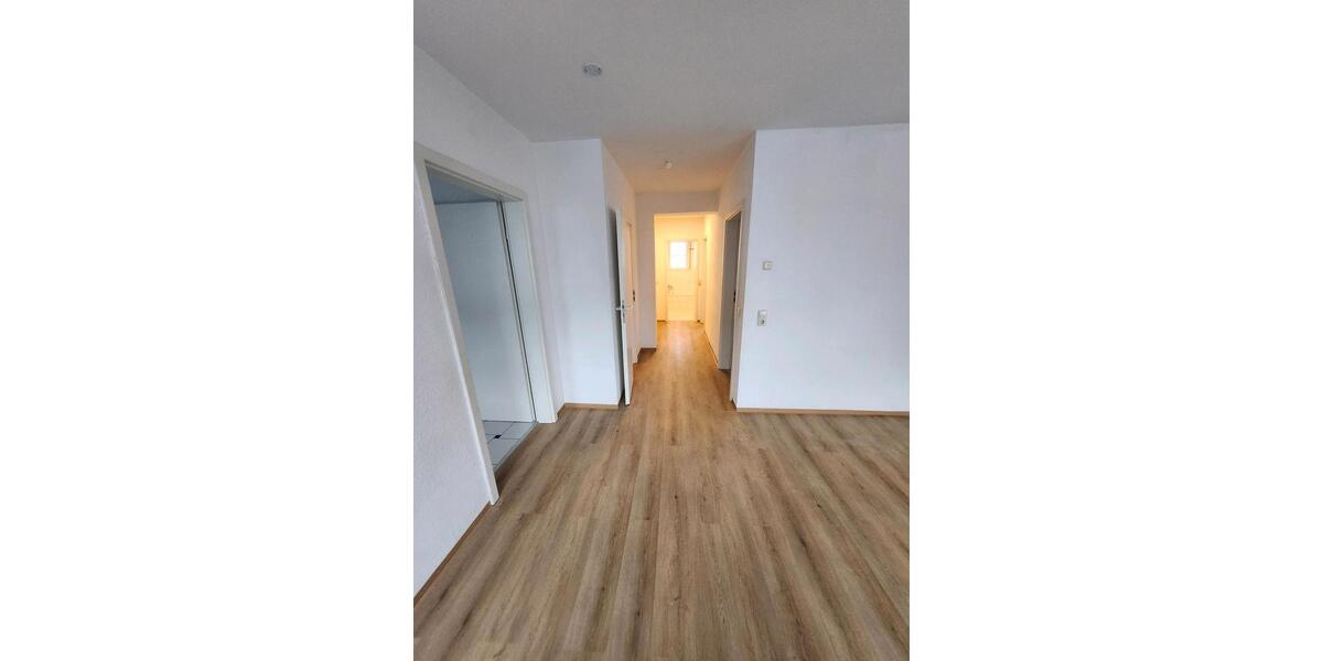 Etagenwohnung Frankfurt am Main Nied - 3 Zimmer, 69 m&sup2;, 1.850&euro; | Angebot:24745565