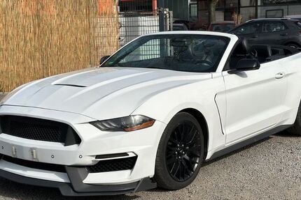 Ford Mustang 156.000 km 18.490 &euro; Darmstadt 64293