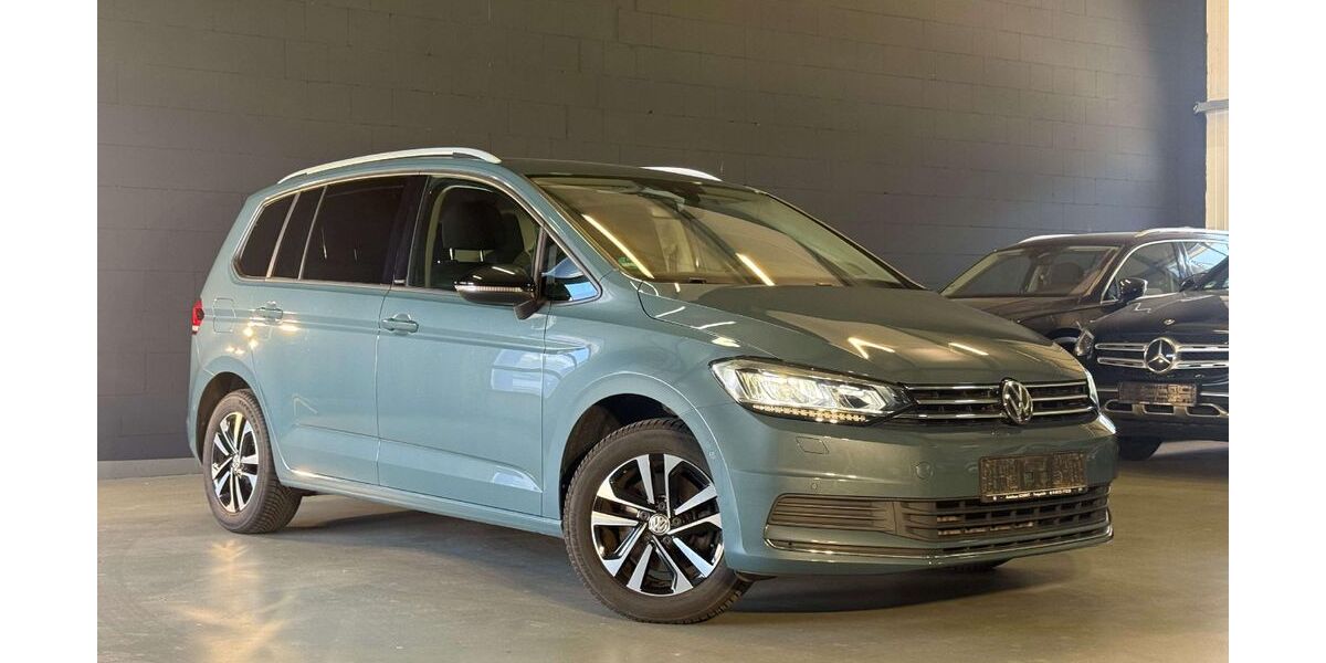 VW Touran 44.300 km 23.690 &euro; Maintal 63477