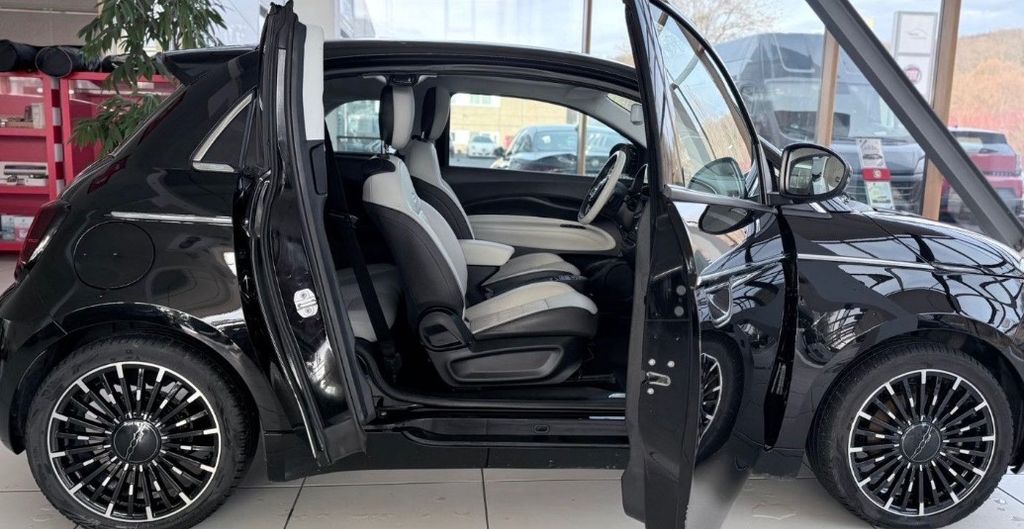 Fiat 500e 29.700 km 17.900 &euro; Oberursel 61440