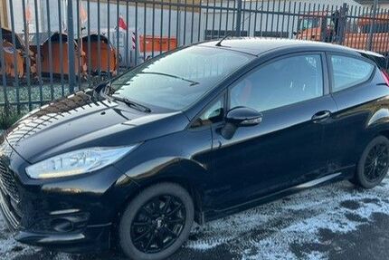 Ford Fiesta 153.542 km 3.900 &euro; Hanau 63452