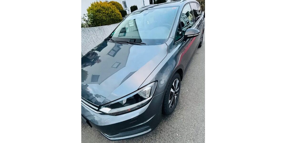 VW Touran 108.000 km 15.500 &euro; Dreieich 63303