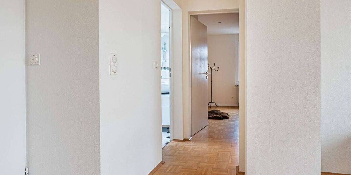 Etagenwohnung Bad Homburg vor der Höhe Bad Homburg - 3 Zimmer, 80 m&sup2;, 1.700&euro; | Angebot:26388794