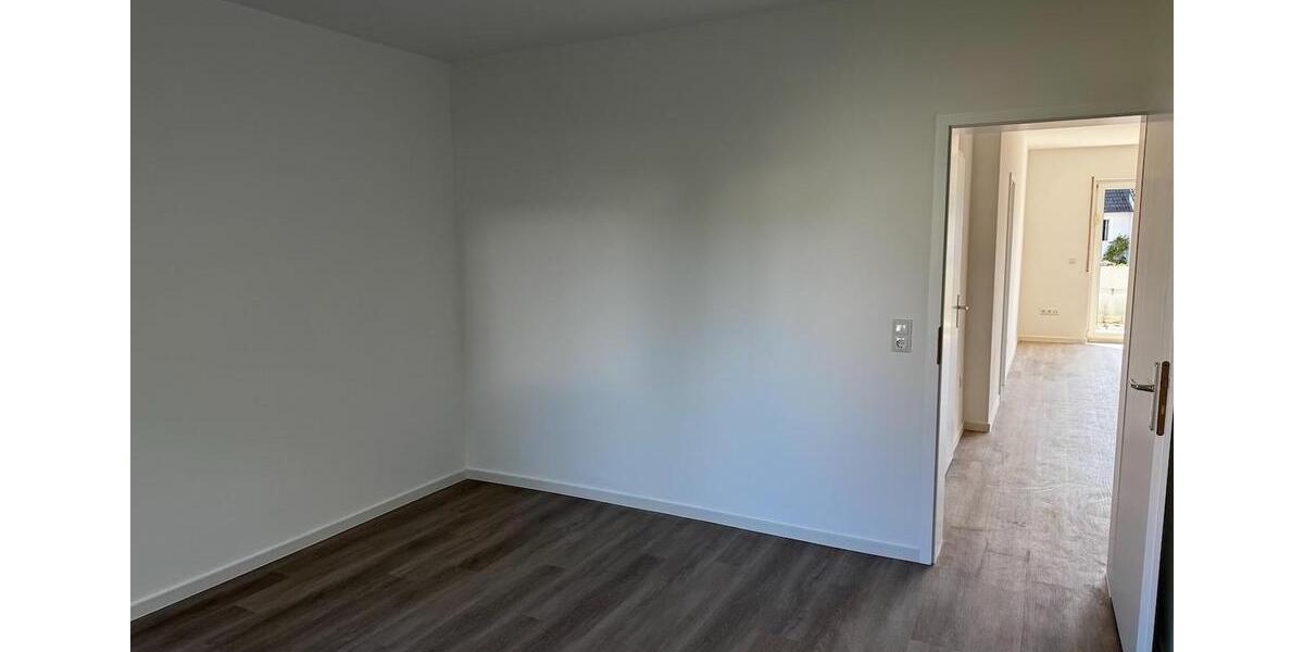 Etagenwohnung Oberursel (Taunus) - 3 Zimmer, 83 m&sup2;, 1.400&euro; | Angebot:26398502