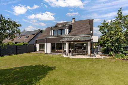 Haus Mörfelden-Walldorf Mörfelden - 7 Zimmer, 229 m&sup2;, 820.000&euro; | Angebot:25777848