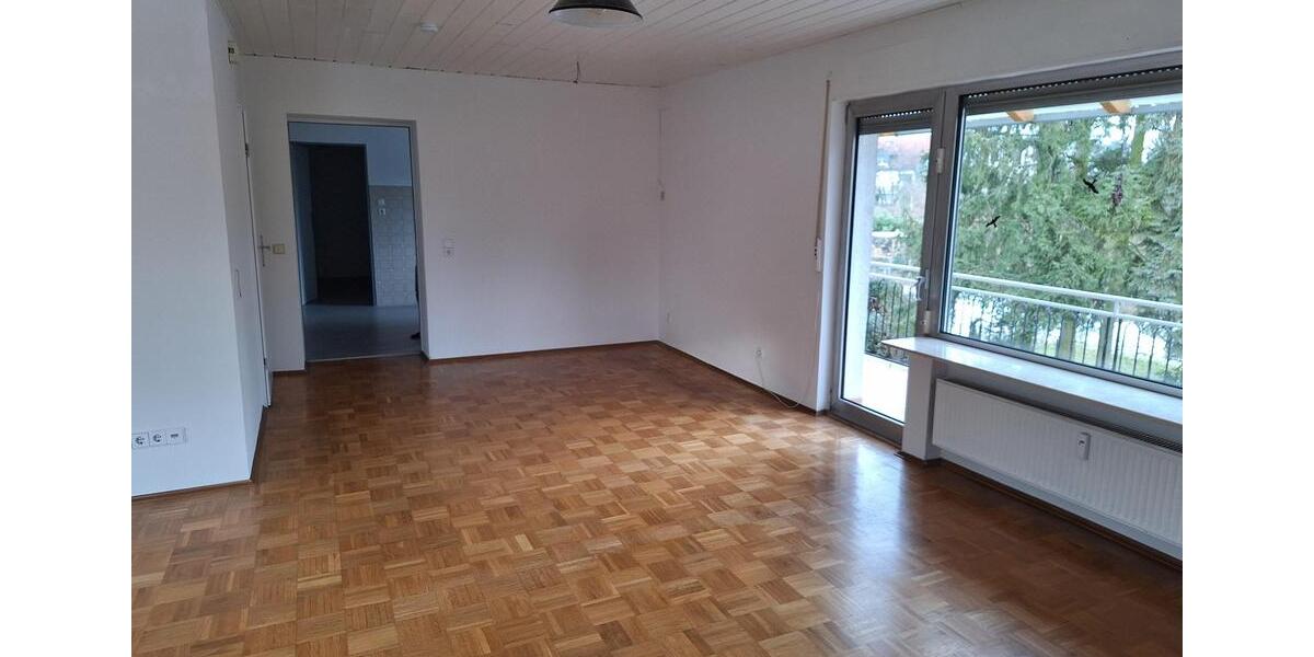 Helle, großzügige 3-Zimmer-Wohnung mit Balkon in Top-Lage - ruhig, aber zentral 3 zimmer