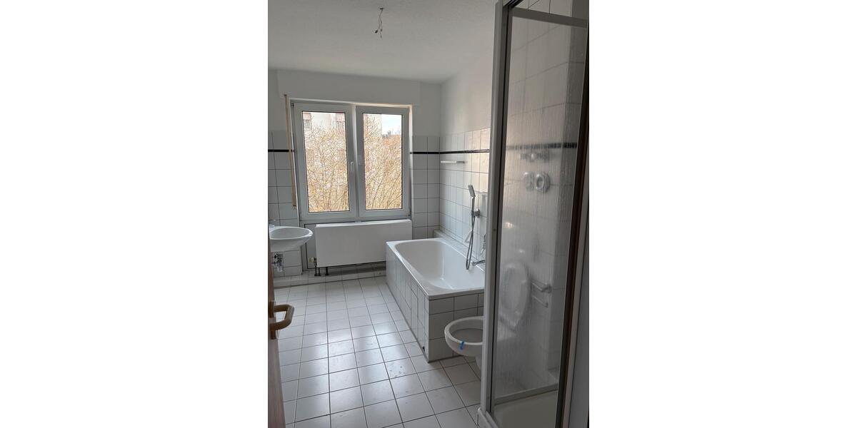 Etagenwohnung Offenbach am Main Bieberer Berg - 2 Zimmer, 71 m&sup2;, 1.050&euro; | Angebot:25790592