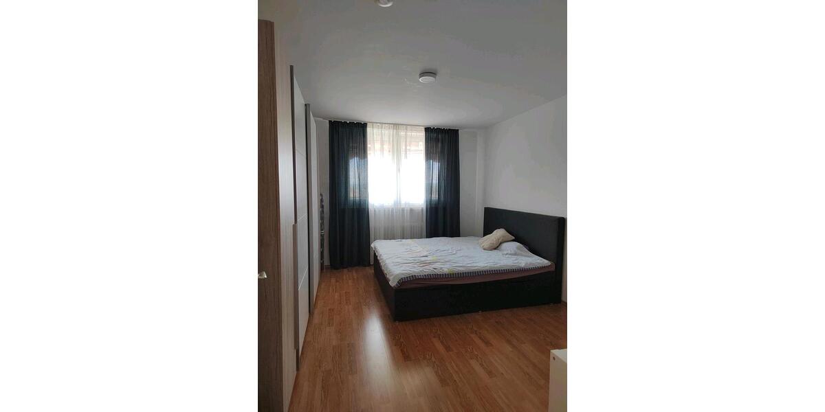 Etagenwohnung Frankfurt am Main Nied - 2 Zimmer, 59 m&sup2;, 880&euro; | Angebot:25435468