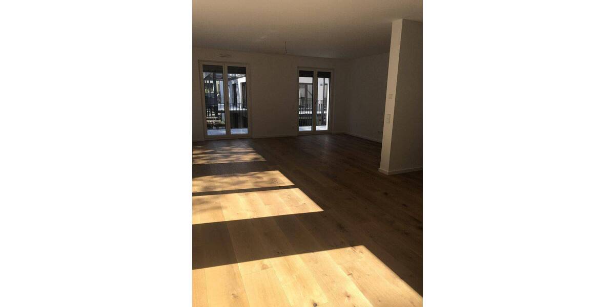 Etagenwohnung Dreieich Buchschlag - 4 Zimmer, 146 m&sup2;, 2.920&euro; | Angebot:26903110