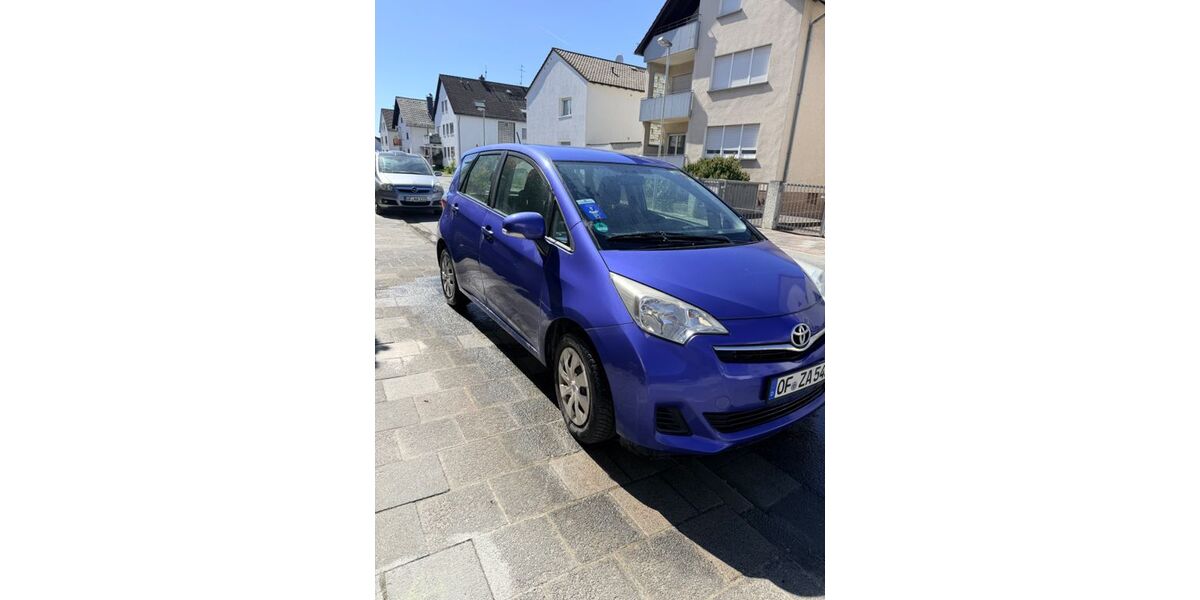 Toyota Verso-S 36.000 km 8.500 &euro; Mühlheim am Main 63165