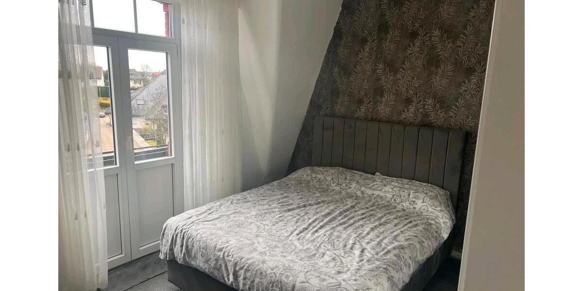 Etagenwohnung Flörsheim am Main - 3 Zimmer, 90 m&sup2;, 1.500&euro; | Angebot:25017582