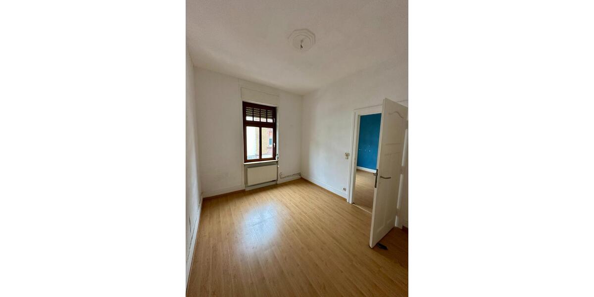 Attraktive 4-Zimmer-Wohnung in Frankfurt-Heddernheim 4 zimmer